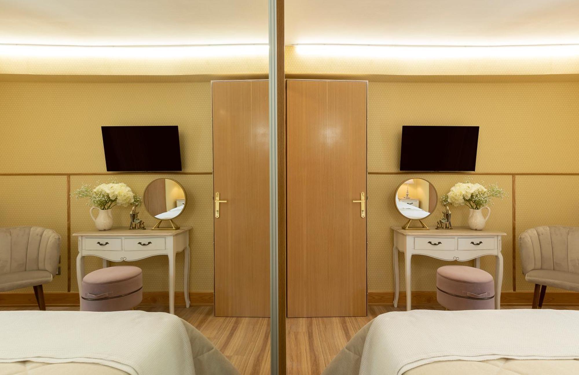 Vouliagmeni'S Elegance By Acropolis Suites アテネ エクステリア 写真