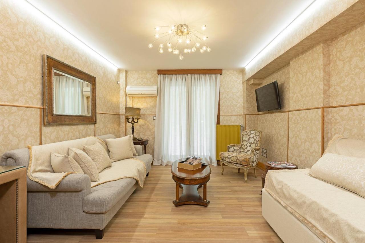 Vouliagmeni'S Elegance By Acropolis Suites アテネ エクステリア 写真